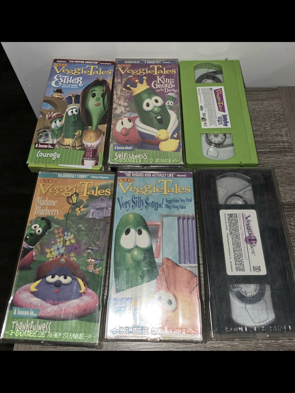 Lot of 6 Big Idea VeggieTales Christian Animated Cartoon Mixed VHS Video Tape.